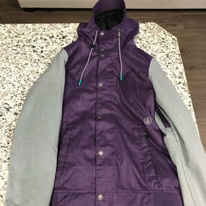 Women’s Volcom Snow Jacket Size Small